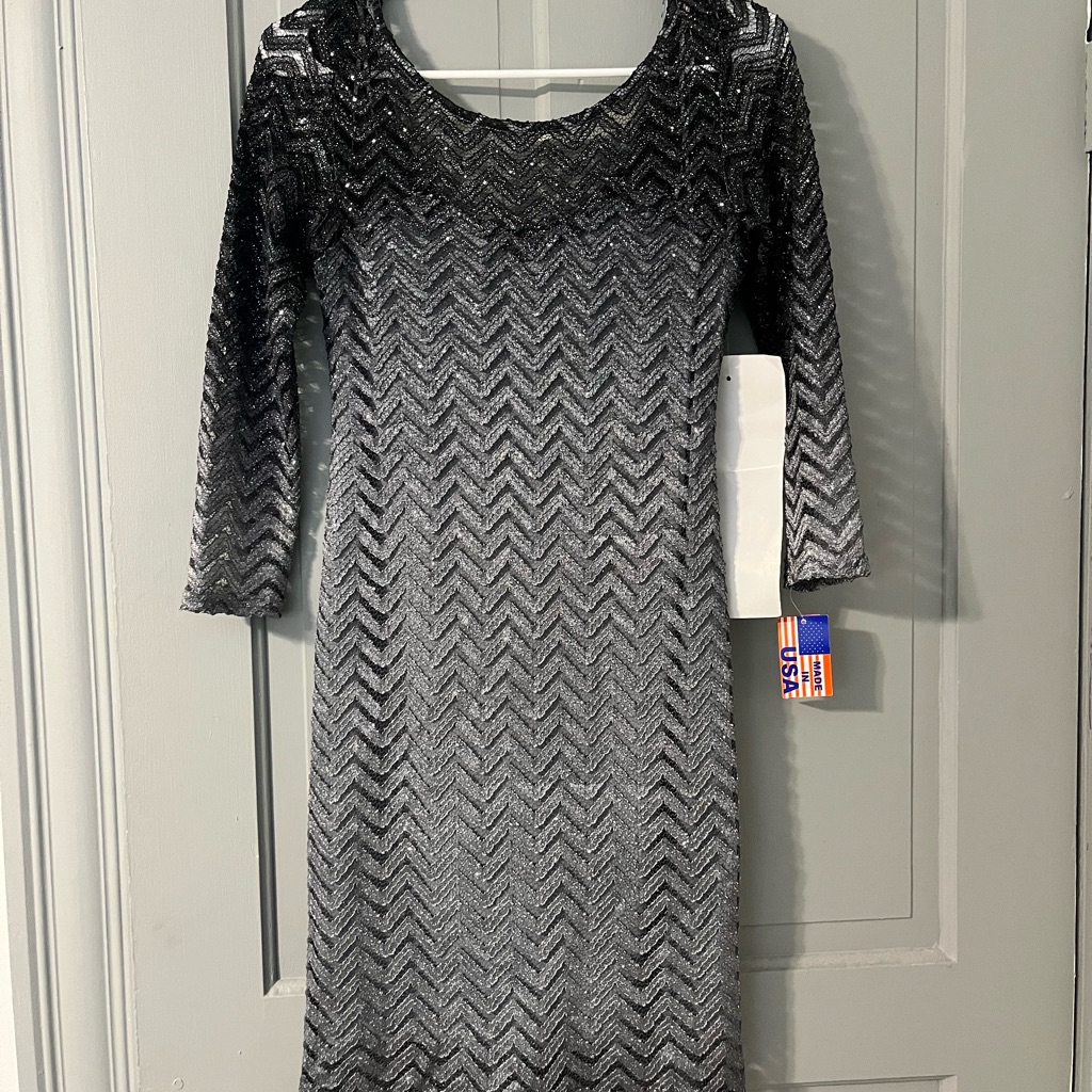 Elegant Black And Gray Chevron Dress